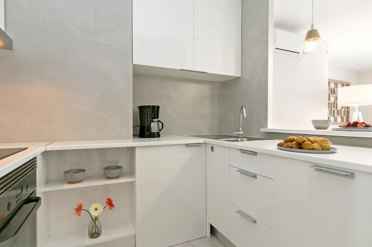 Apartment Sirella 1 โปเญนซา ภายนอก รูปภาพ
